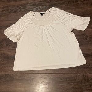 Women’s Gable & Gauge XL Top. Great design. Great feel.